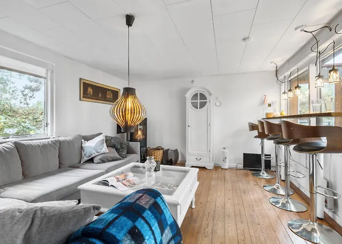 2 Bedroom Amazing In Casa vacanze *
